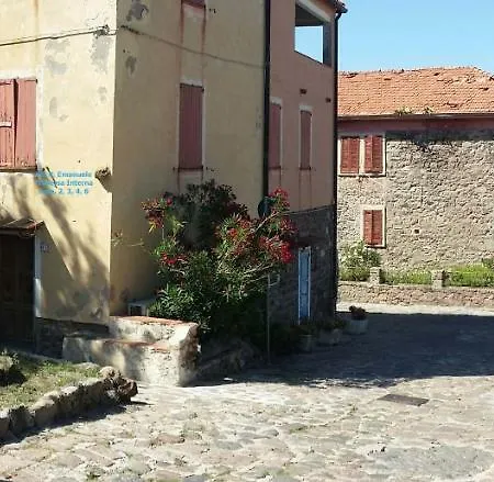 Capraiamare Apartment