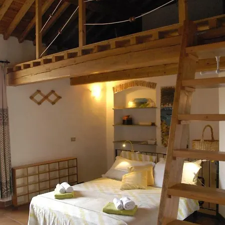 Capraiamare Apartment *